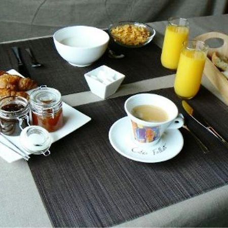 Lou Lombres Bed & Breakfast ภายนอก รูปภาพ