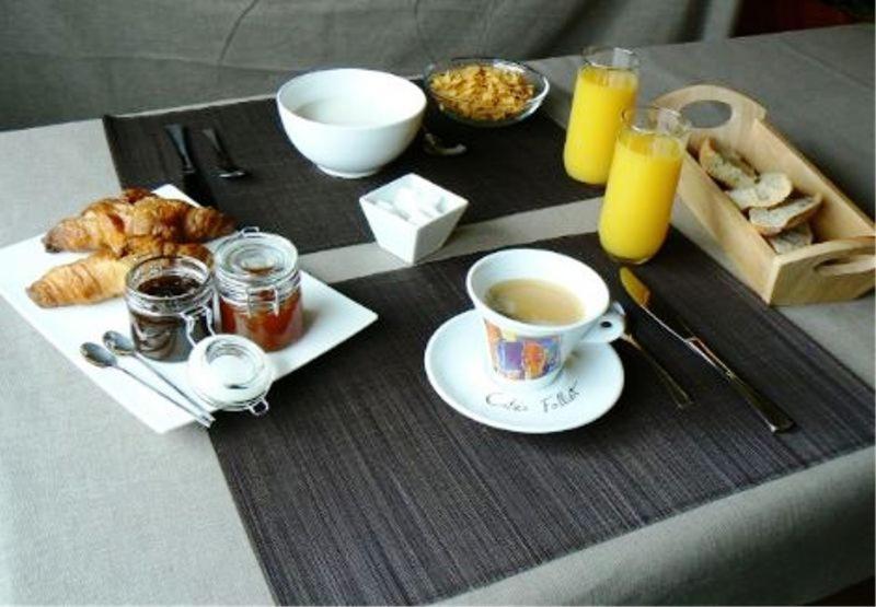 Lou Lombres Bed & Breakfast ภายนอก รูปภาพ